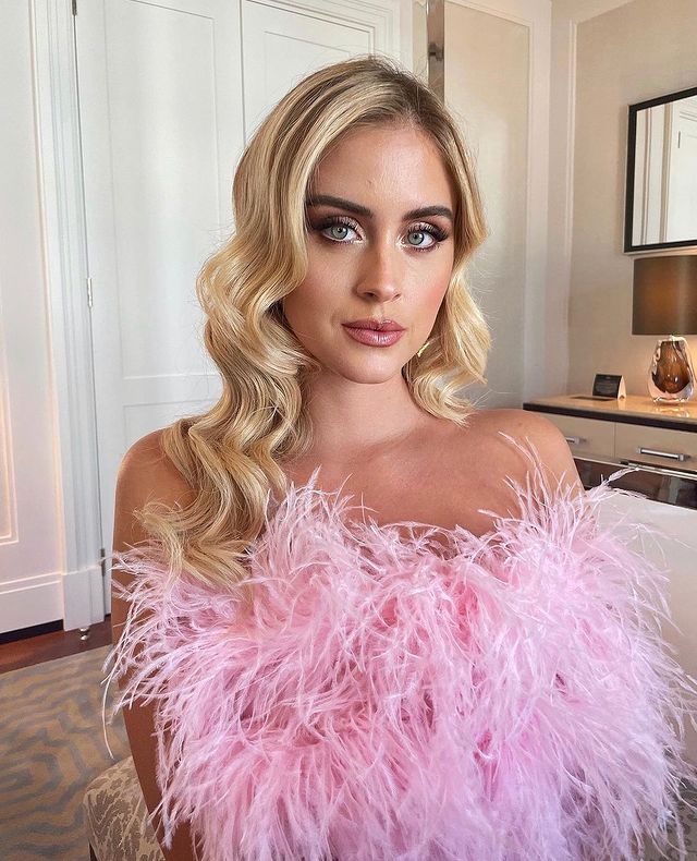 Vestido Plumas Rosado