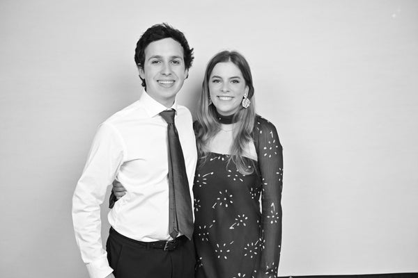  con Vestido Serena