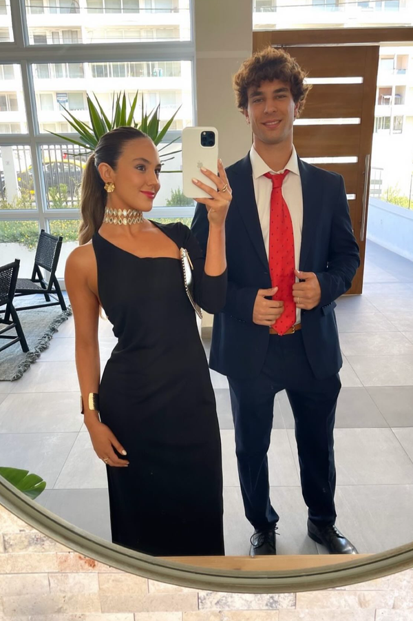  con Vestido Cosmopolitan