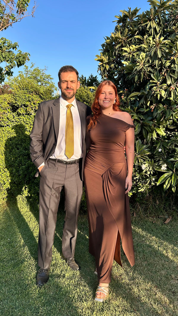  con Vestido Amira Marrón