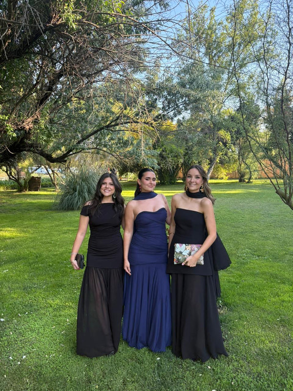  con Vestido Monaco Negro
